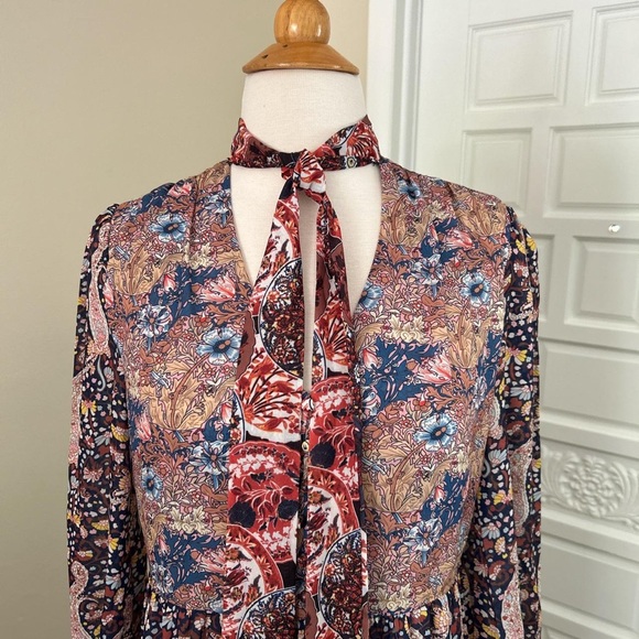 70s style Shein tie-neck multicolored paisley print midi dress - Picture 5 of 7